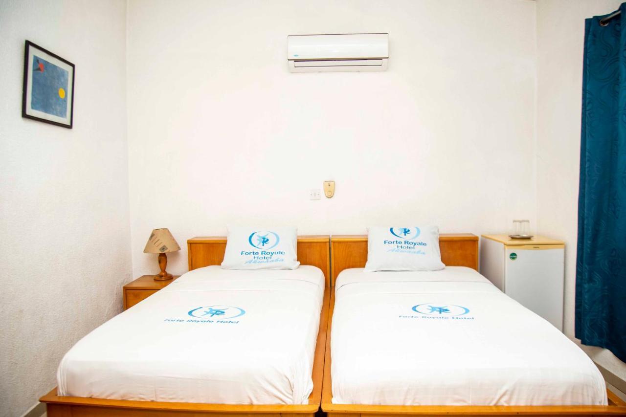Forte Royale Hotel Accra Extérieur photo